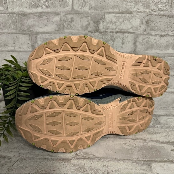 Skechers Hillcrest -‎ Vast Adventure Navy Memory Foam Trail Casual Sneakers 11 - Picture 5 of 9